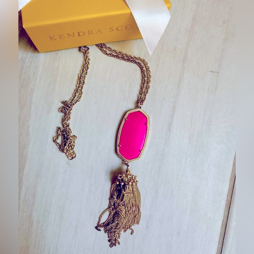 Kendra Scott Rayne Pink Magneta Necklace